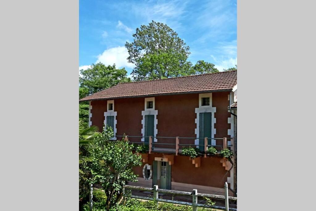 Maison de location saisonnière en Périgord Vert Saint-Front-la-Rivière Extérieur photo